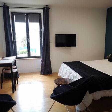 Au Gray Du Temps Suspendu Bed & Breakfast Pleslin-Trigavou Eksteriør bilde